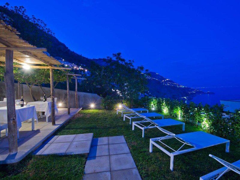 F20DCDC524F951A737E2040A75641CC4