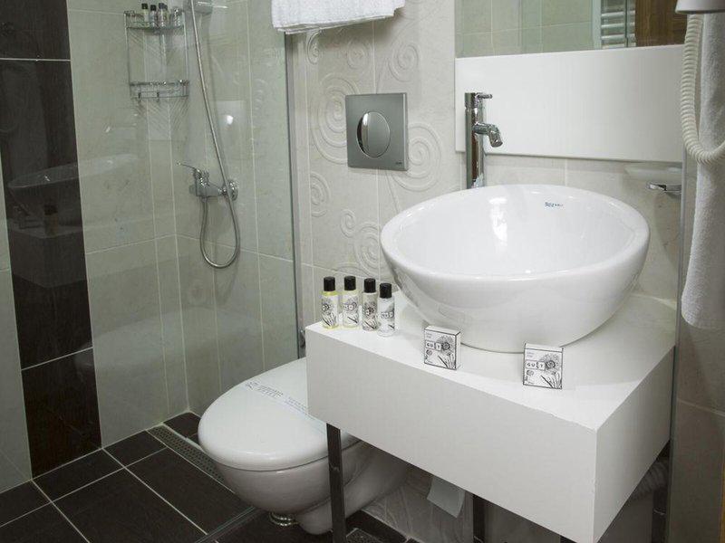 2B913086CF95B0BDABC781DC995F8A34