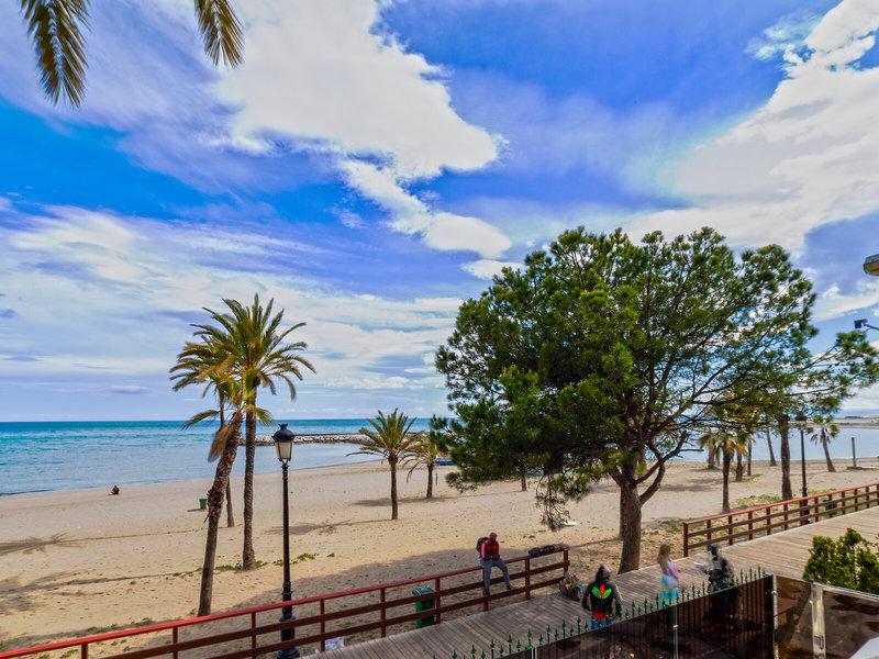 C2F06051ED11D8328EE26071542406E1