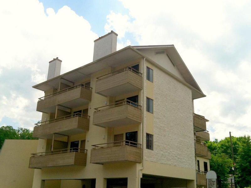 252D1EBEA3052B7C73D60F223B66B638