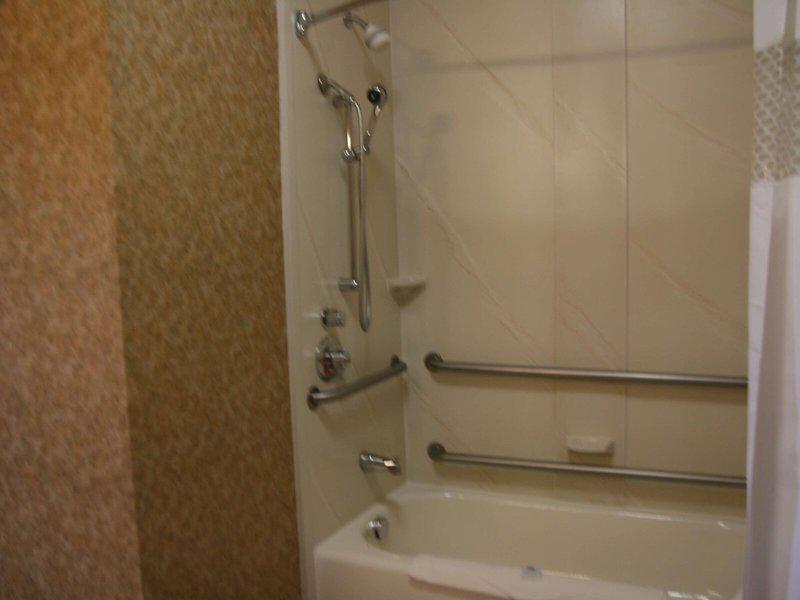 71B5A40976C8AB69B94FEF40830D09F1