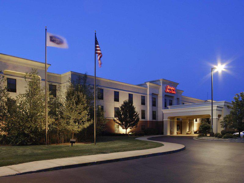 47FF35E14E94418B940BB8A96B1C974B