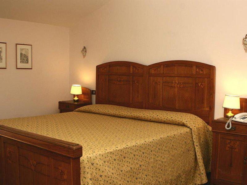 289399F4F932C34D63E5DAE9292D3258