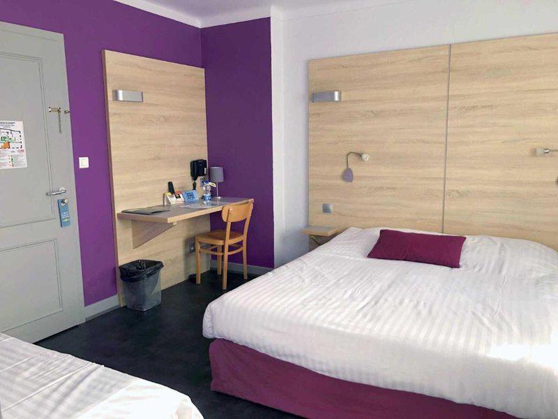 E7E04247C92D4D91145E7903935D9C3E