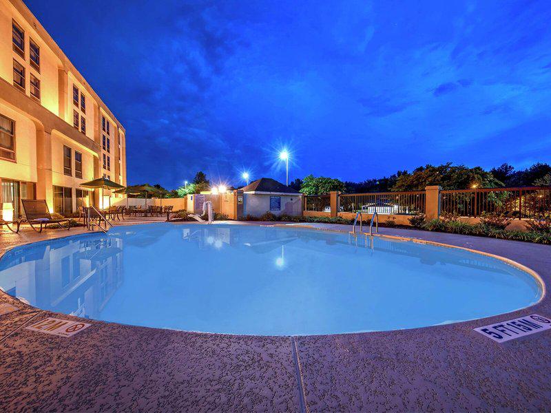 8D3A2F6AEDBB562D19ADC1A5AE889532