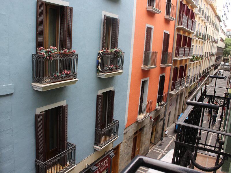 EF4B49AFE6741986B1C6D2CF6B14B473