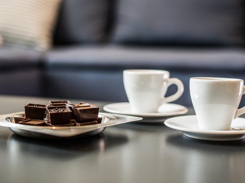 F7C93CC8E3E0C81FE4F473DE8D7C0F8D