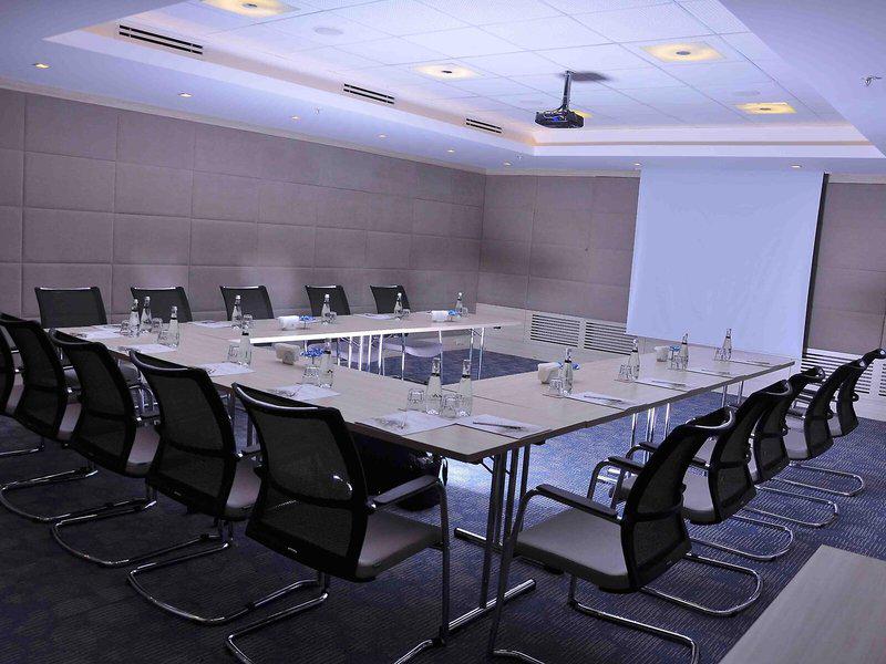 D3473F90E5D91CF93BF513D3618C11BB