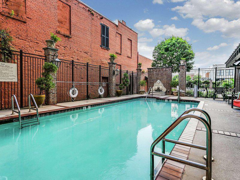 8BC8E1014C9B1E697D1A99E5E4AD6DC6