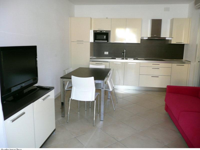 0A232D7EAB6DC0C4D6AF645BDE4213ED