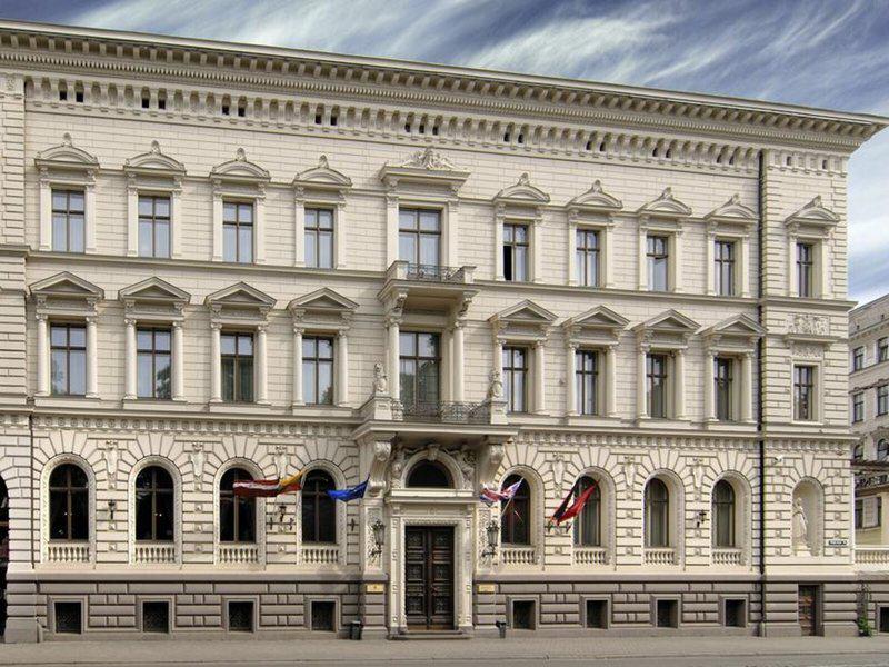 31211EE227A194186DAC97DD9C6FD600