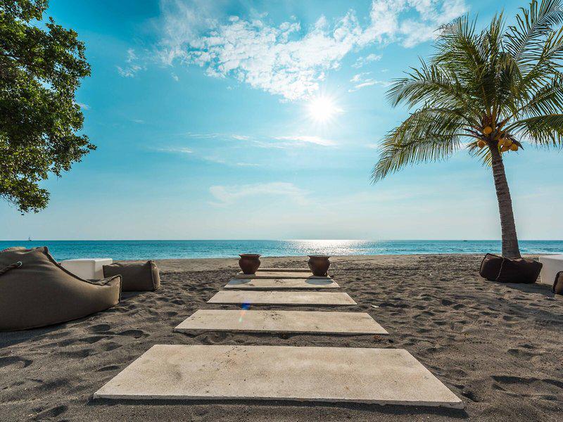 ABE34D18B9FFD2701D9EEBFF53B17B2C