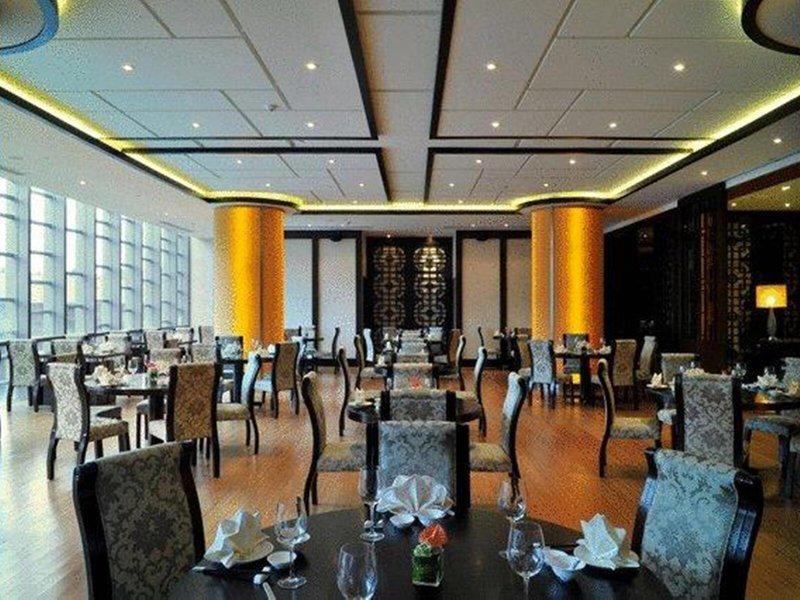 BB944168CF0370F79D949F0ECC95BB3B