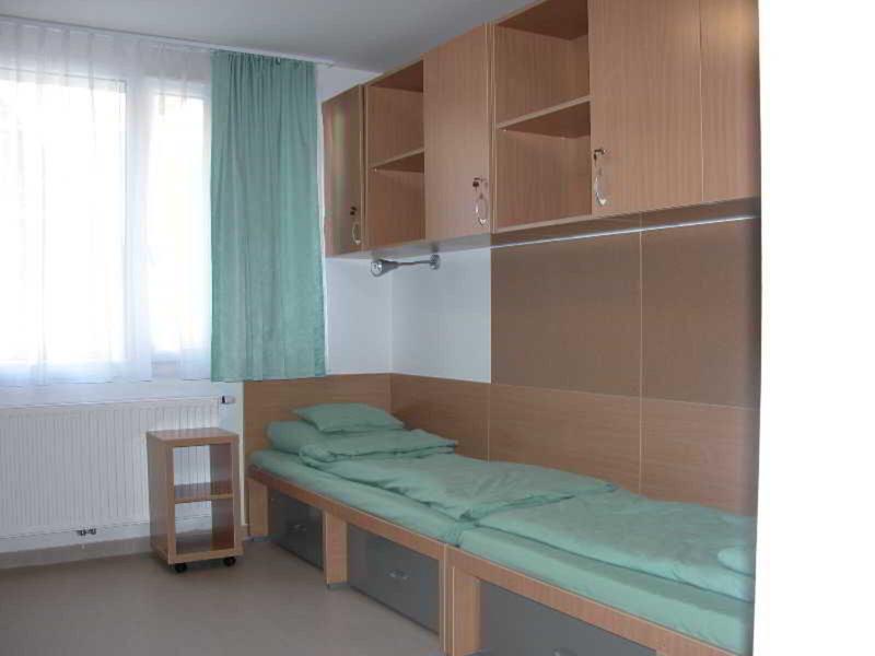 7A0703402374B5C6A9FEC302C24016FF