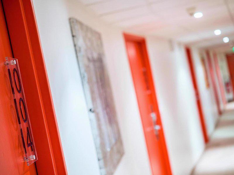 996E8CA4E778E71E47A23BC5A69CAA3A