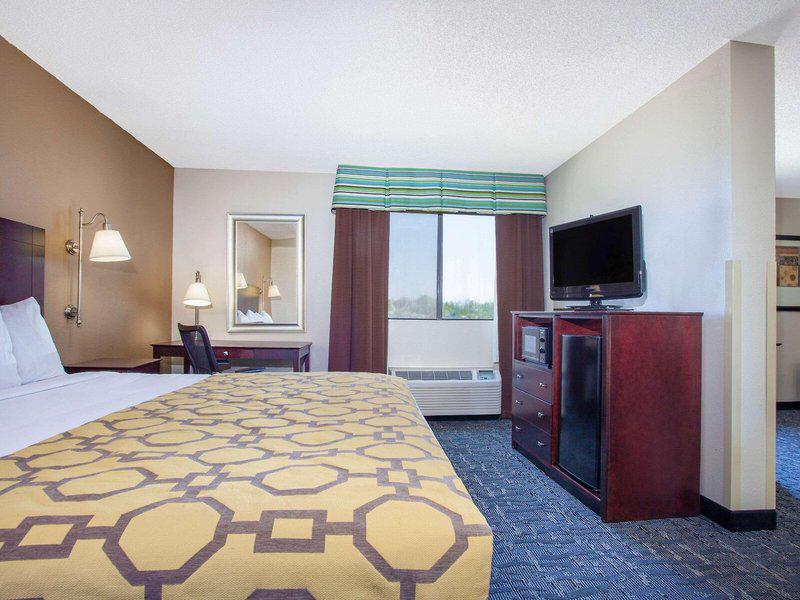 A6F6B01F994F1709928FF378D1F1DB76