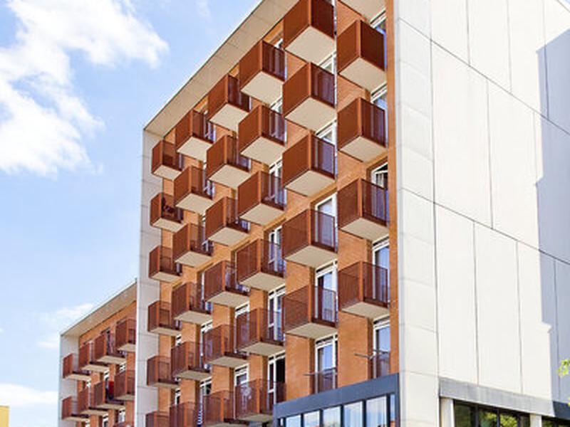 F4ABC1D56244C02D1A2FF40B0C6B7E03