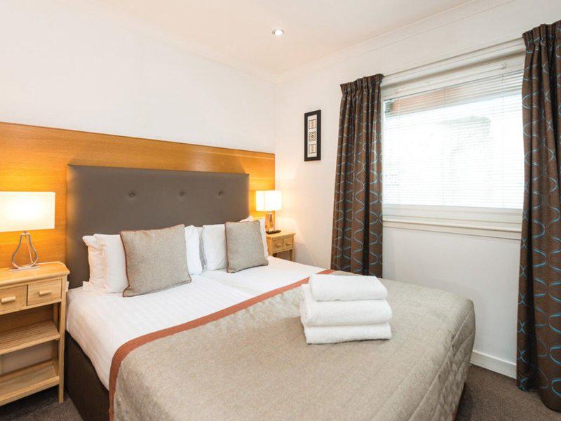 B99FF820A7AAD080DADB6F36047AD199