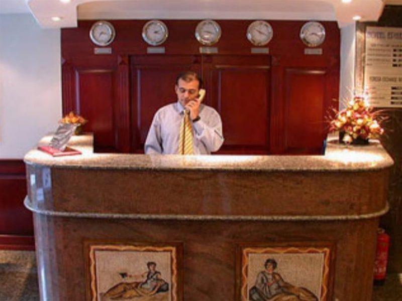 BF9B39C1EA224C93035D7372EAD9F2A8