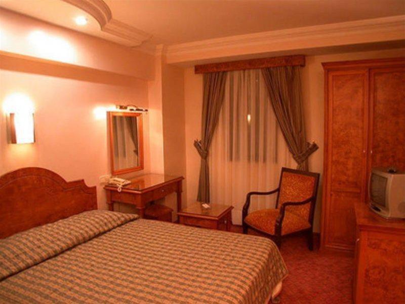 533C28FAE44129F8817BEB8E3D9BFC0C