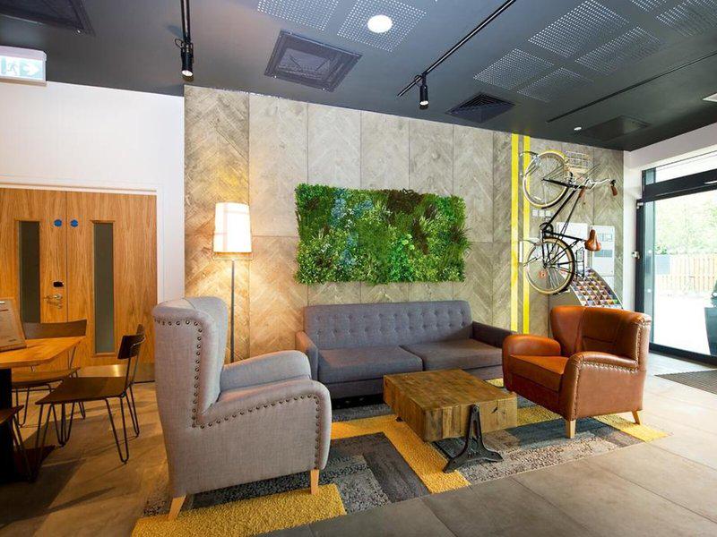 C824ACA63A618DC9AE0EA436BDCF7CA3