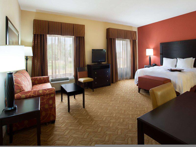 F140ABE81548952A1E4AFD6E6A867DC9