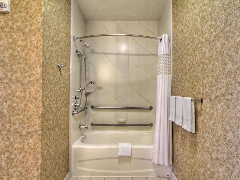 AB8D0BF02A312A38037E15A6CA824A13