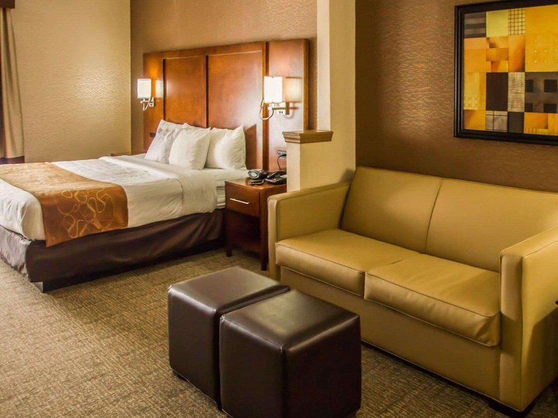 DB0AB64A287D2E298E8052F189E26A9F