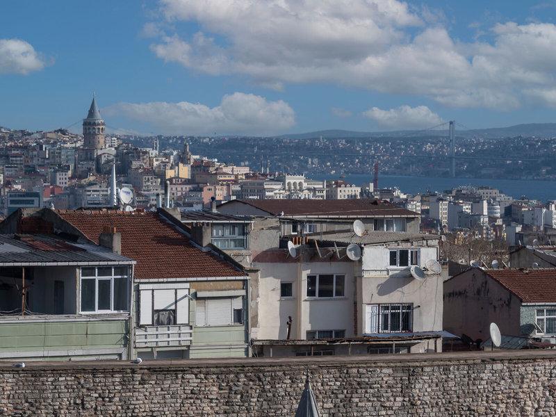 C025F7B6F3EA5F0C7E82295A8A282935