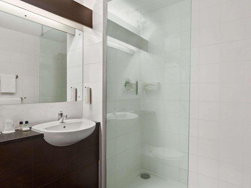 75633A4959292FE4AD59FFF43C8B9B1D