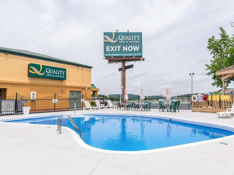 E147E04B0EFB4BEB15B47ECB175BCA46