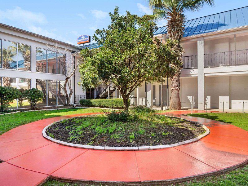 AEEBB0266809959972E705D6B775B3F2