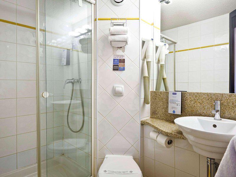 C88D41675A7EF54A24F32F67429B54A8