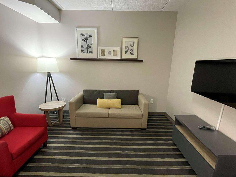 62A5814B9236B75FDAA3B23D018360D1