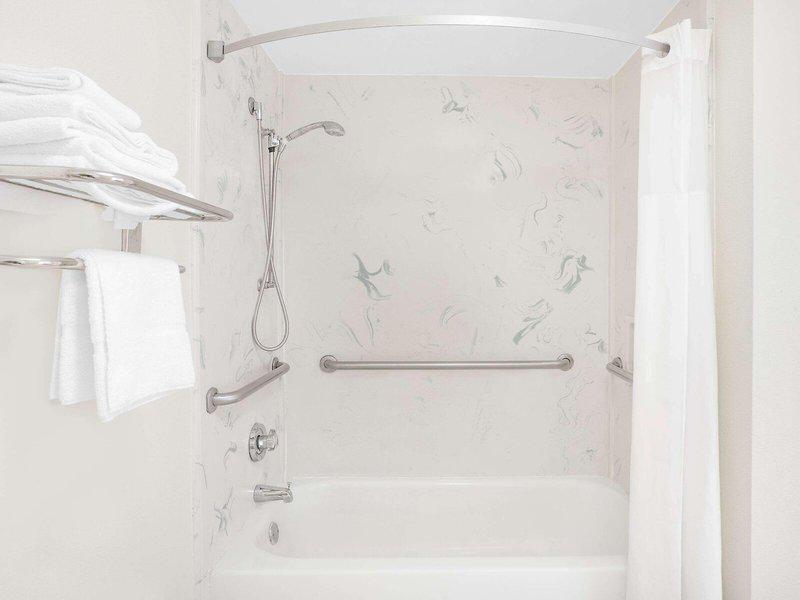 183C3DC232AF7B2BE3E109BCDEC3EFC2