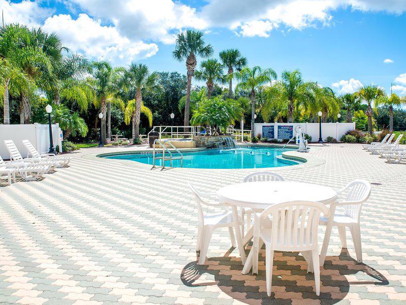 17A2652D8C066D8D680FE435CFF1503F