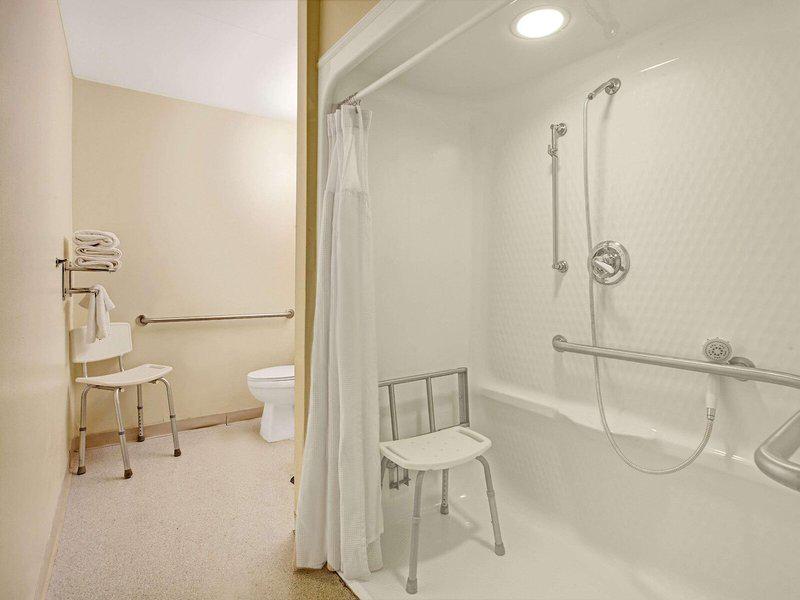 AB40F8262F7F18F727417FFF4CDEB048