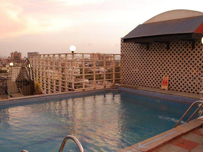 54F1556B0D0B0CAE7E272174F3D42455