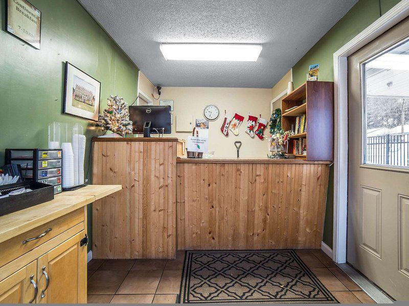 1B8E8EACBEF0DC3F66C8E3F931C6B9C9