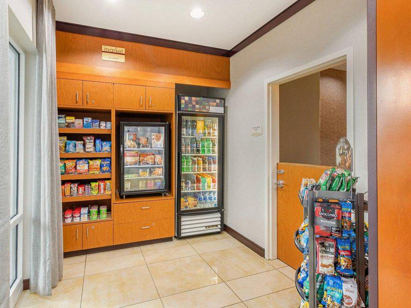 F331E33409285C7756962FC26F6F0C83