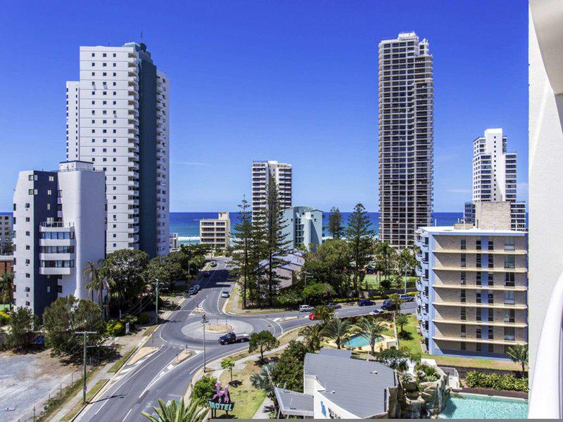 58FBDEEDF1F503AB1A4459A40CF241E9