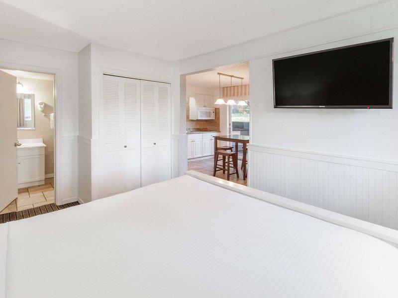 B5D8781C114A7C22C3F384F356D76C55