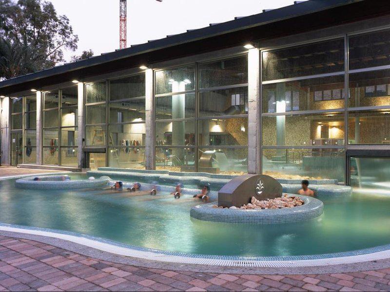 EEE4B0F68907531FEDE3799F95C69ECC