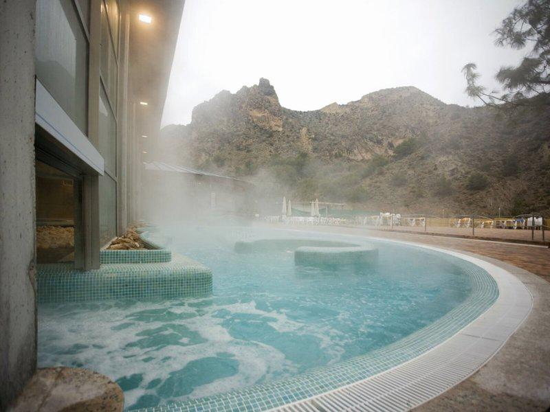 B5CB1F8D906E30368201CD96061901F1