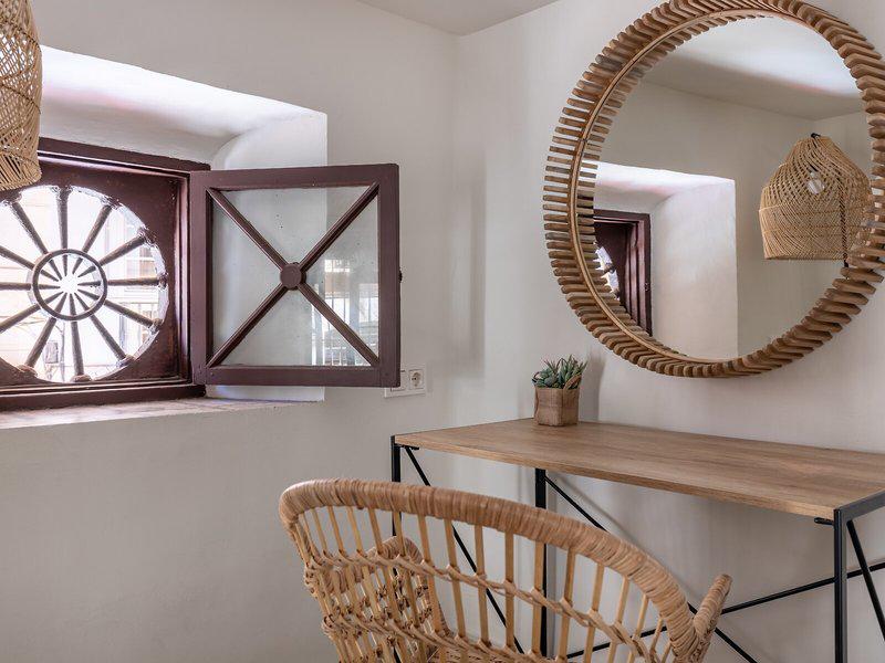 824D214F38AB19C5B47B7E3A32ACC8DB