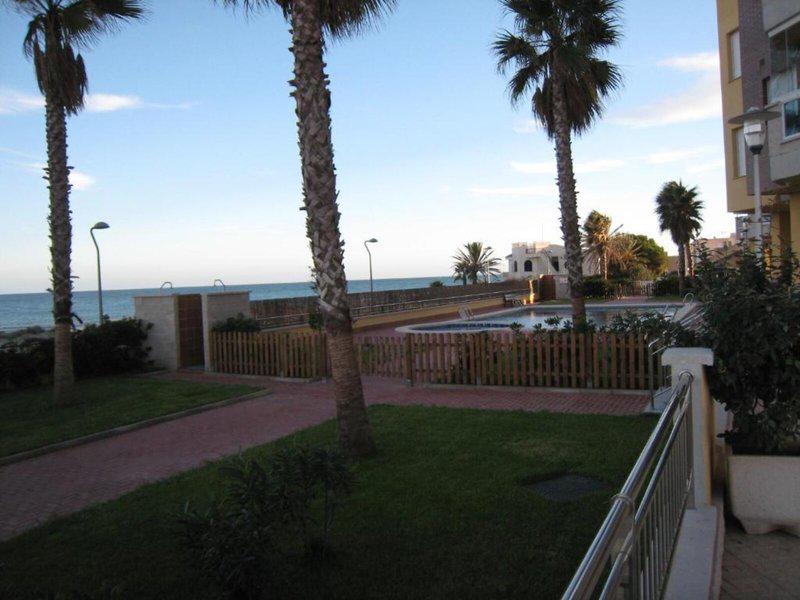 4952A5E679D96D418DA4BAC07CDB9128