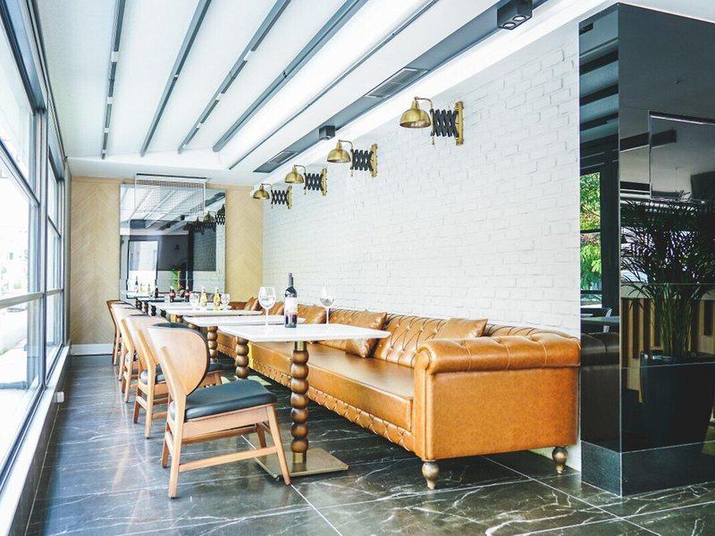 85781D4D8259EC215B7E3B071198BEEE