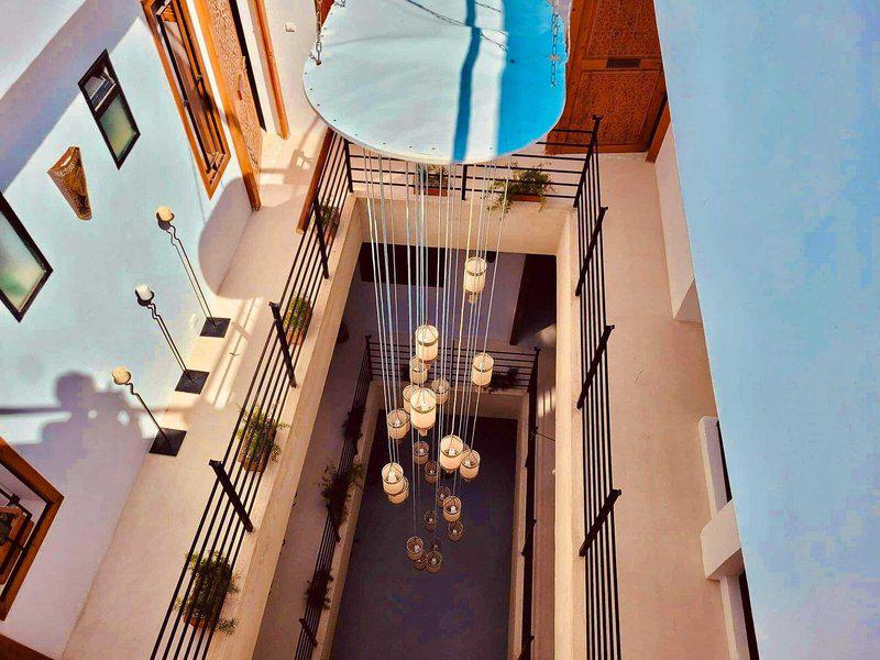 7AFAD0EB5C2681588EAF76A5F1FEE21F