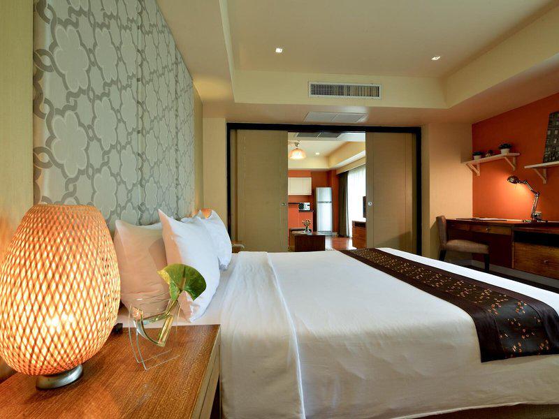 0185E8953D24A39F3C1BEFC258AD2A23