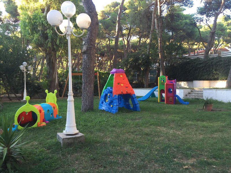 FD4D02257B2150DC5A4FE109806F484D